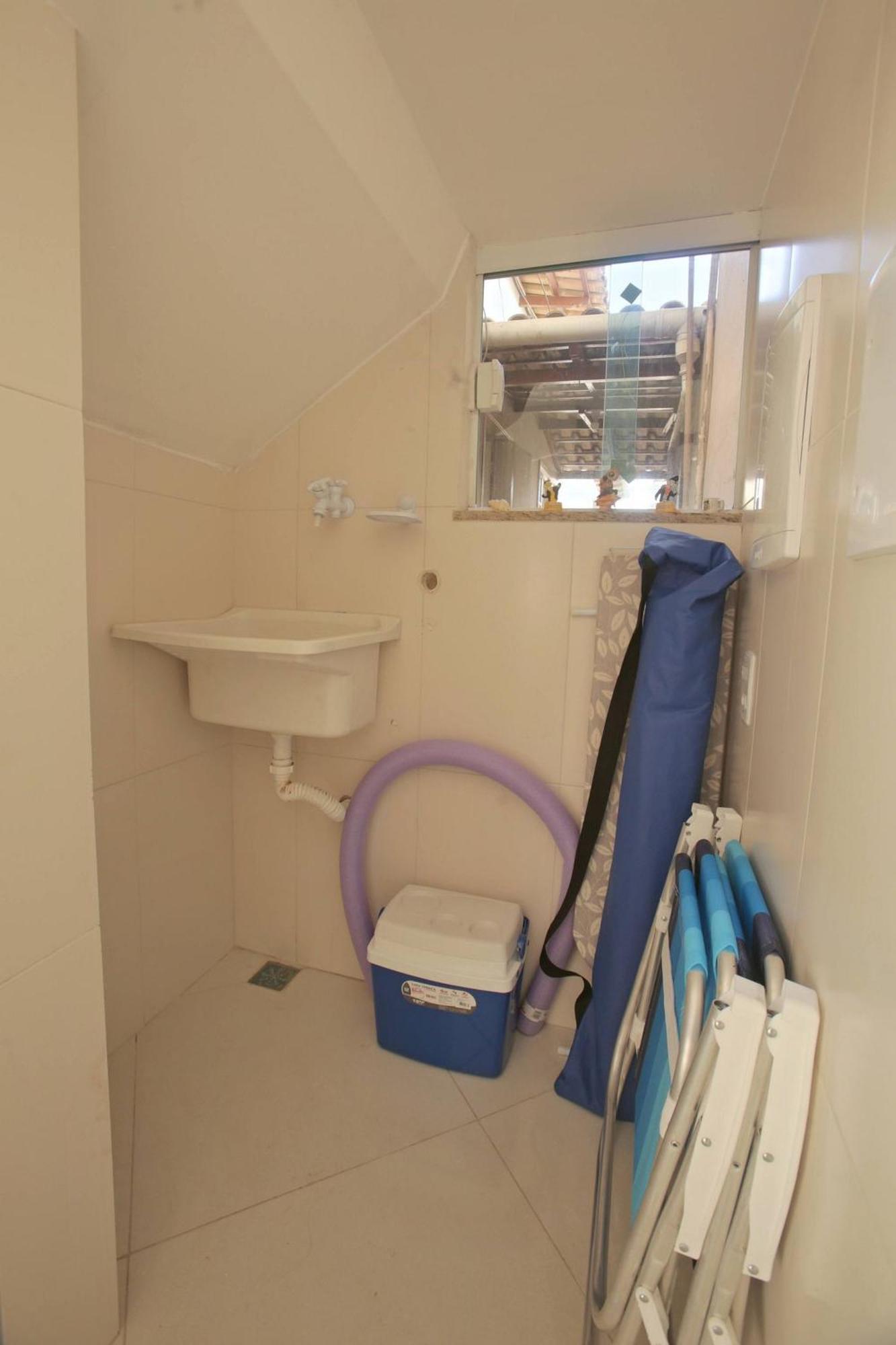 Estudio Com Ar Refrigerado A 300 M *