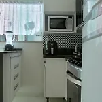 Estudio Com Ar Refrigerado A 300 M Praia