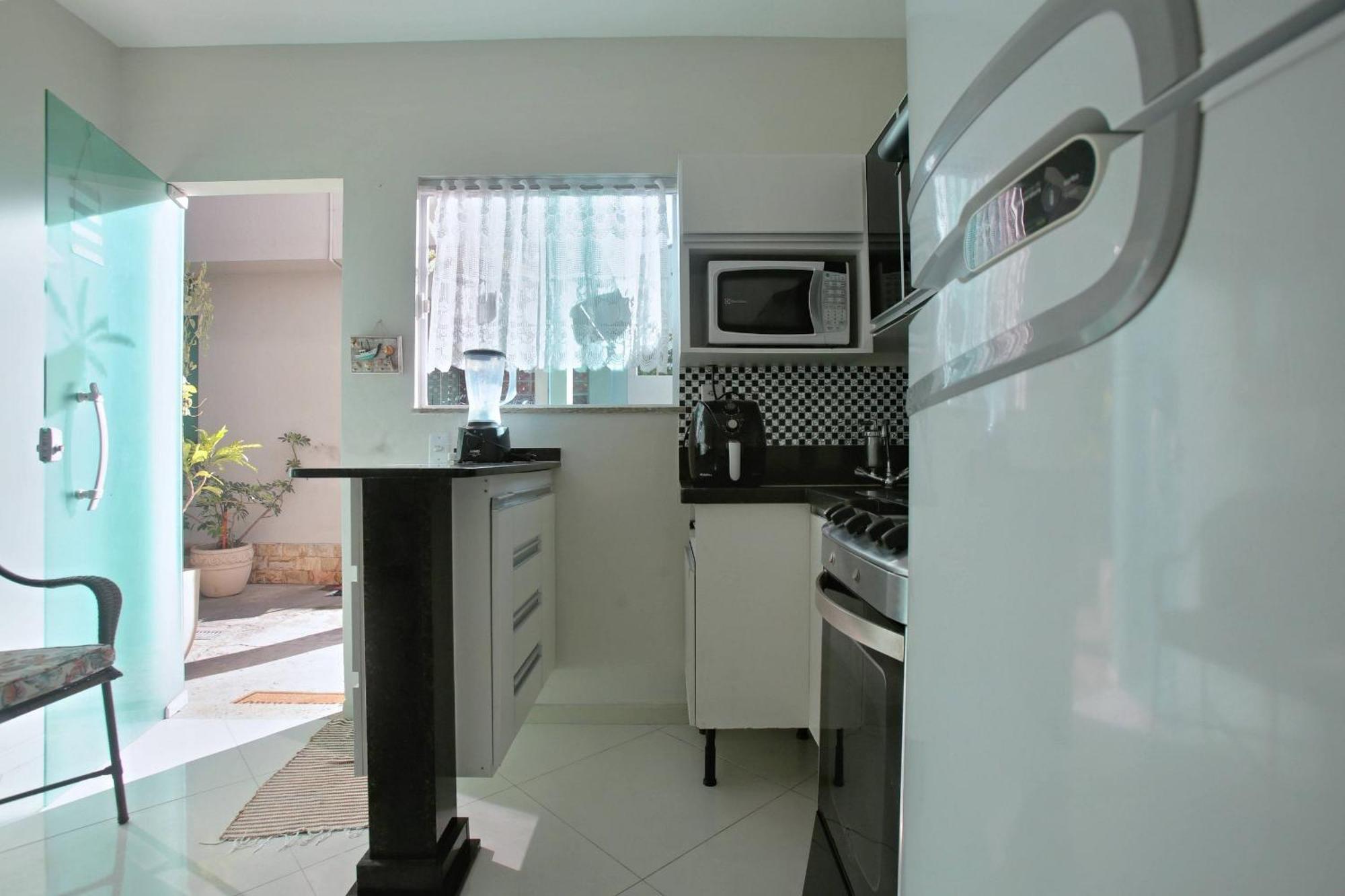 Estudio Com Ar Refrigerado A 300 M Cabo Frío
